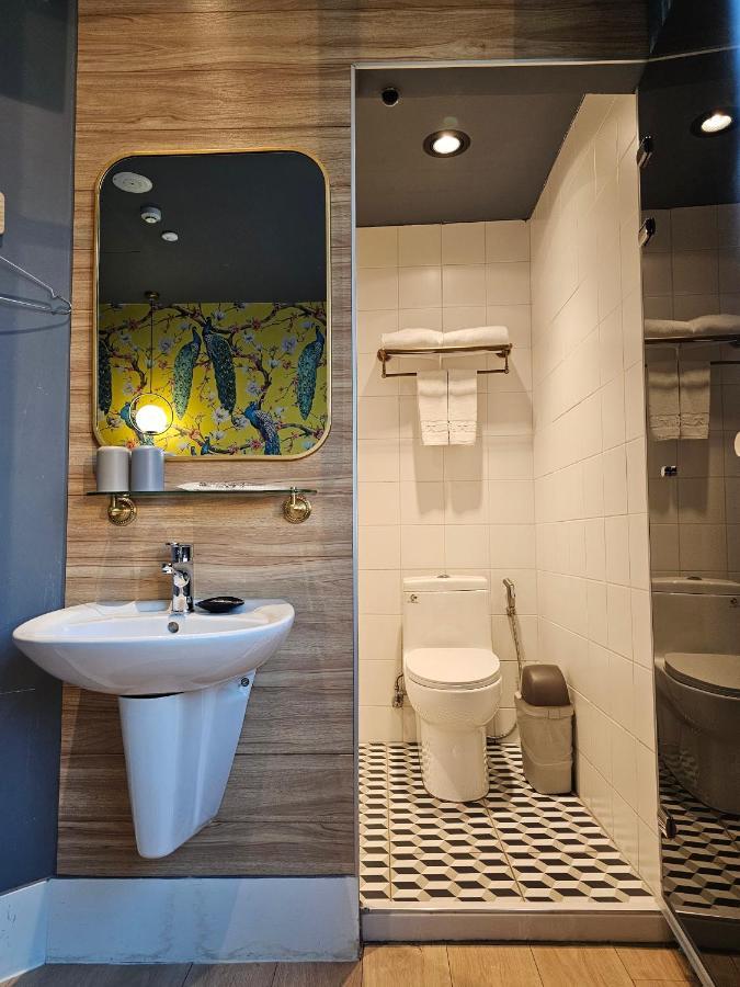 Modern Inn Taichung Exterior foto